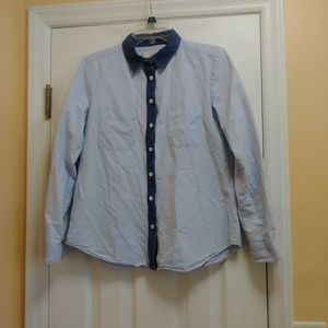 LOFT Womens Chambray Denim Shirt Size Small Button